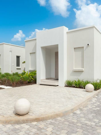 Elegant and timeless interior design by Odissetest, showcasing a harmonious blend of classic and contemporary elements.