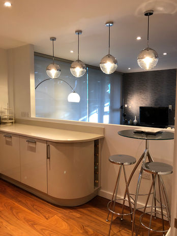 Elegant and timeless interior design by Odissetest, showcasing a harmonious blend of classic and contemporary elements.