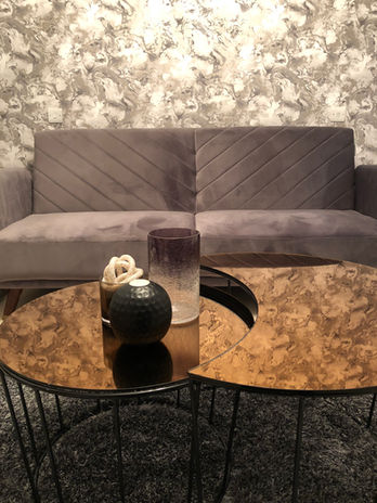 Elegant and timeless interior design by Odissetest, showcasing a harmonious blend of classic and contemporary elements.