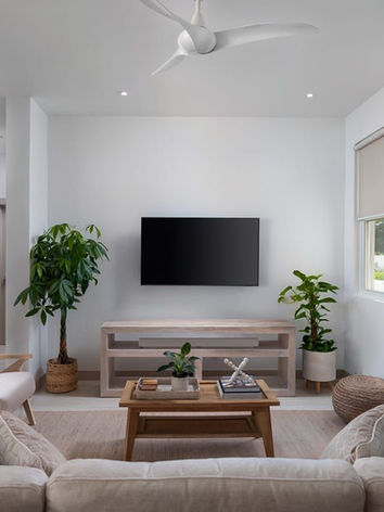Elegant and timeless interior design by Odissetest, showcasing a harmonious blend of classic and contemporary elements.