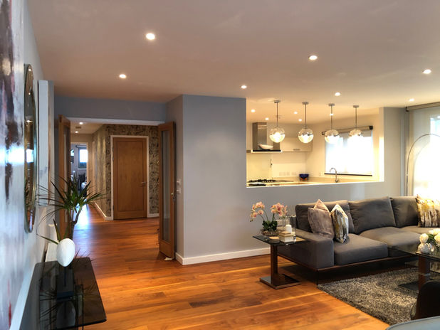 Elegant and timeless interior design by Odissetest, showcasing a harmonious blend of classic and contemporary elements.
