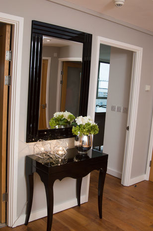 Elegant and timeless interior design by Odissetest, showcasing a harmonious blend of classic and contemporary elements.