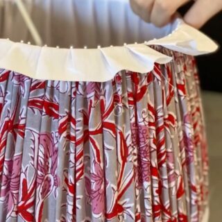 One done, four to go and all by one special student who has joint me all the way from Boston. Emma will be spending the next 10 days with me at the studio to learn all about making lampshades and printing fabric. Stay tuned for more lampshades to come! 😉