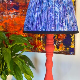 Another busy week with many videos coming up soon but here is one with my lovely student Valerie @poldingvalerie coming back to the studio again to make this gorgeous gathered lampshade. The beautiful hand dyed batik fabric in blue which is finished with a dark blue self trim, looks stunning on our newly painted @anniesloanhome @chalkpaint table lamp. 
.
.
.
.
.
.
.
.
#handmadeintheuk #traditionalinteriors 
#statementlighting #gatheredlampsghades #pleatedlampshades #lampshadedesigns #lampshade #traditionallampshade #handmadelampshade  #lampshadedesign #lighting #handmadehome  #interiors #lampshades #lampshademakingworkshops  #lampshademaker #lampshadedesign #lampshadeworkshop  #gatheredlampshades #traditionallampshades #traditionalcraft #mojidesigns #chalkpaint #anniesloanechalkpaint 
#handdyedfabric #textileprintingcourses #batik